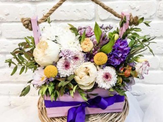 Кашпо для цветов из дерева и фанеры